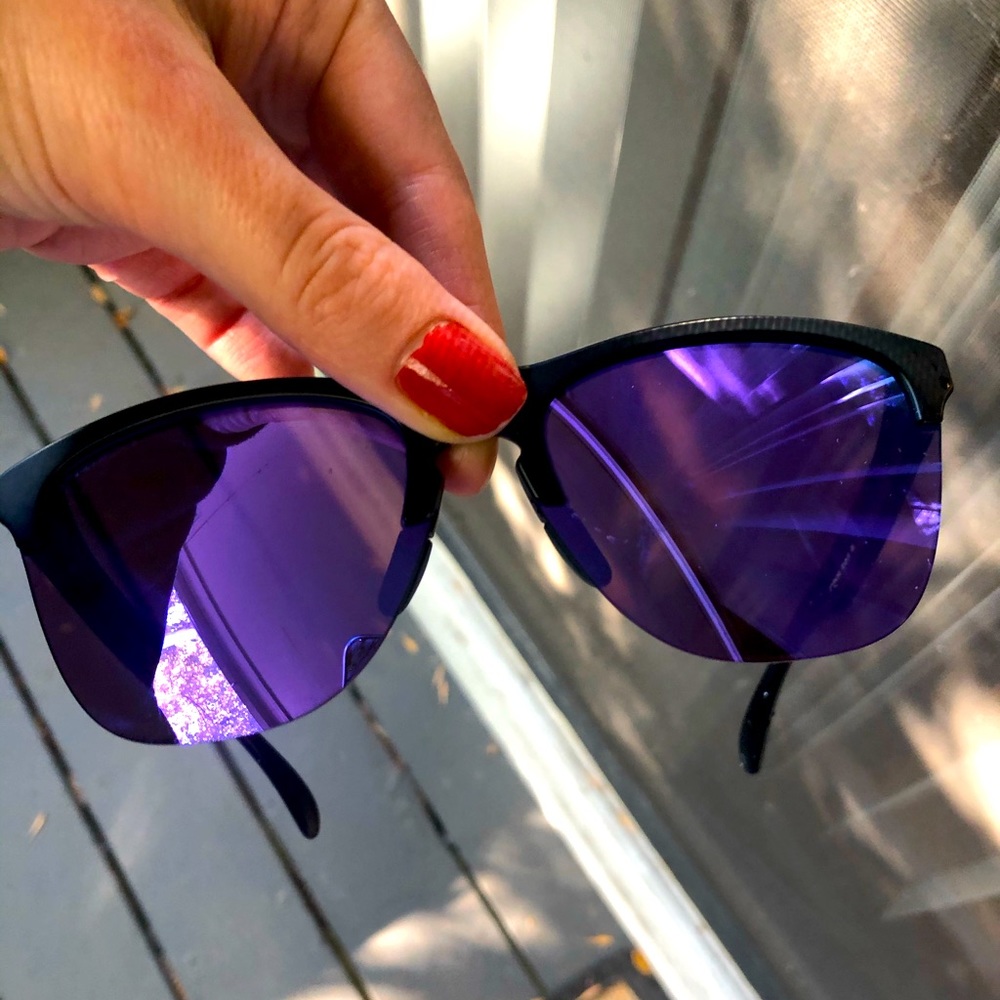 Prizm Oakley Latch Sunglasses
